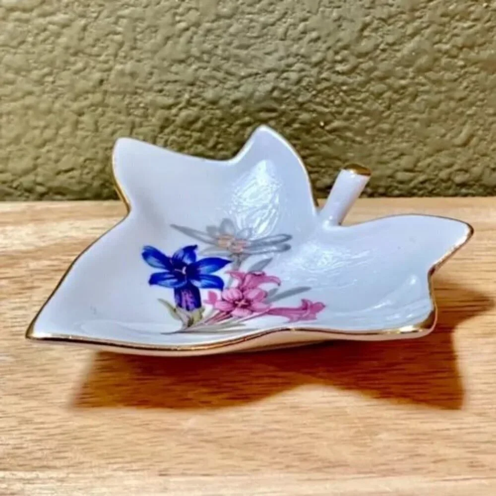 Tea Bag Holder Spoon Rest‎ Blue Pink Flowers Gold Trim Floral Design Leaf Shape